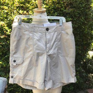 Croft & Barrow Khaki Cargo Shorts  NWT Size 12